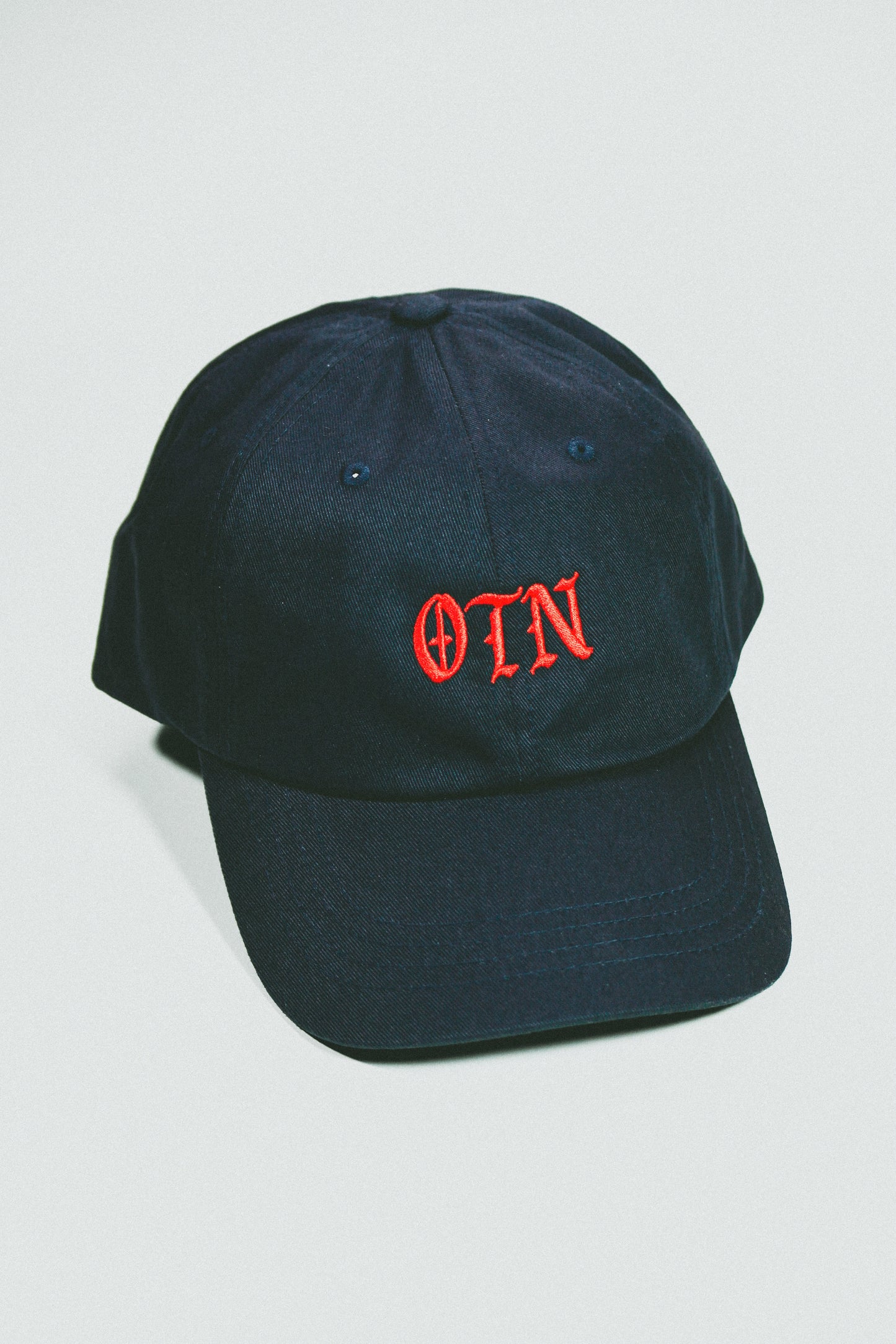 OTN® "PLATA O PLOMO" PREMIUM DAD CAP [NAVY / RED]